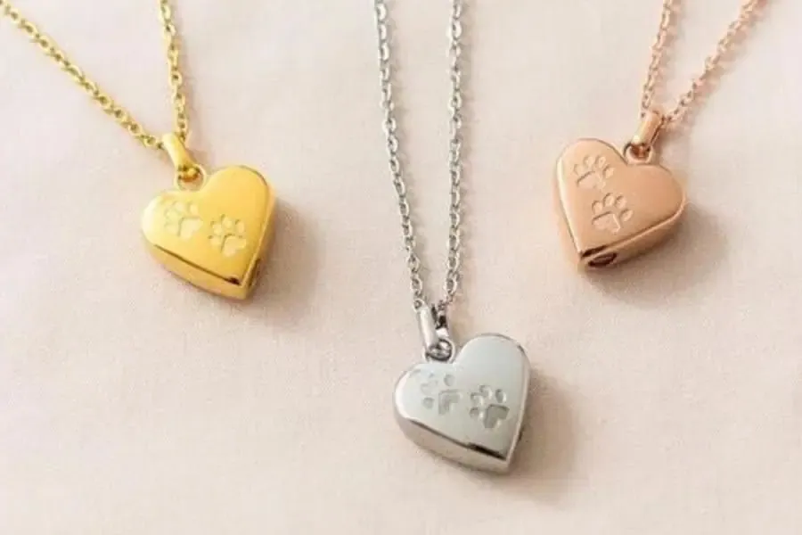 Pet memorial jewelry